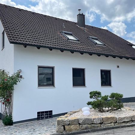 Apartment Am Stadtpark نيوماركت إن دير أوبيرفالز المظهر الخارجي الصورة