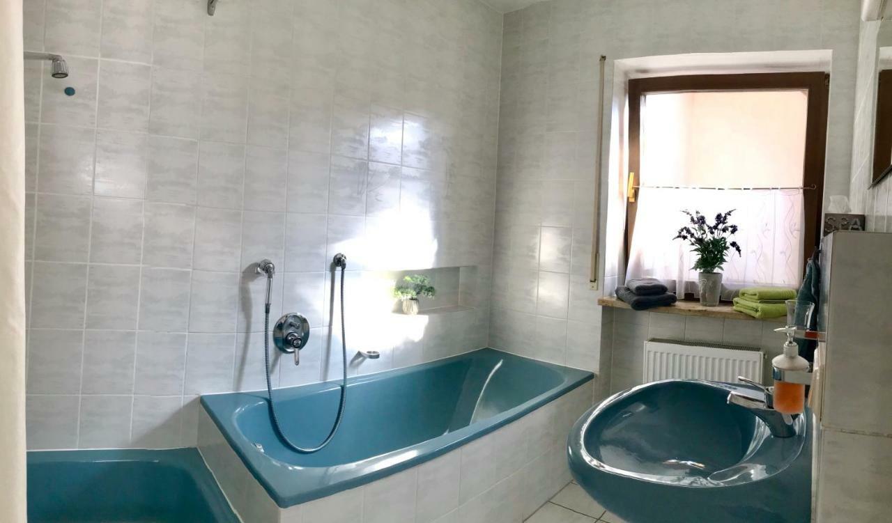 Apartment Am Stadtpark نيوماركت إن دير أوبيرفالز المظهر الخارجي الصورة